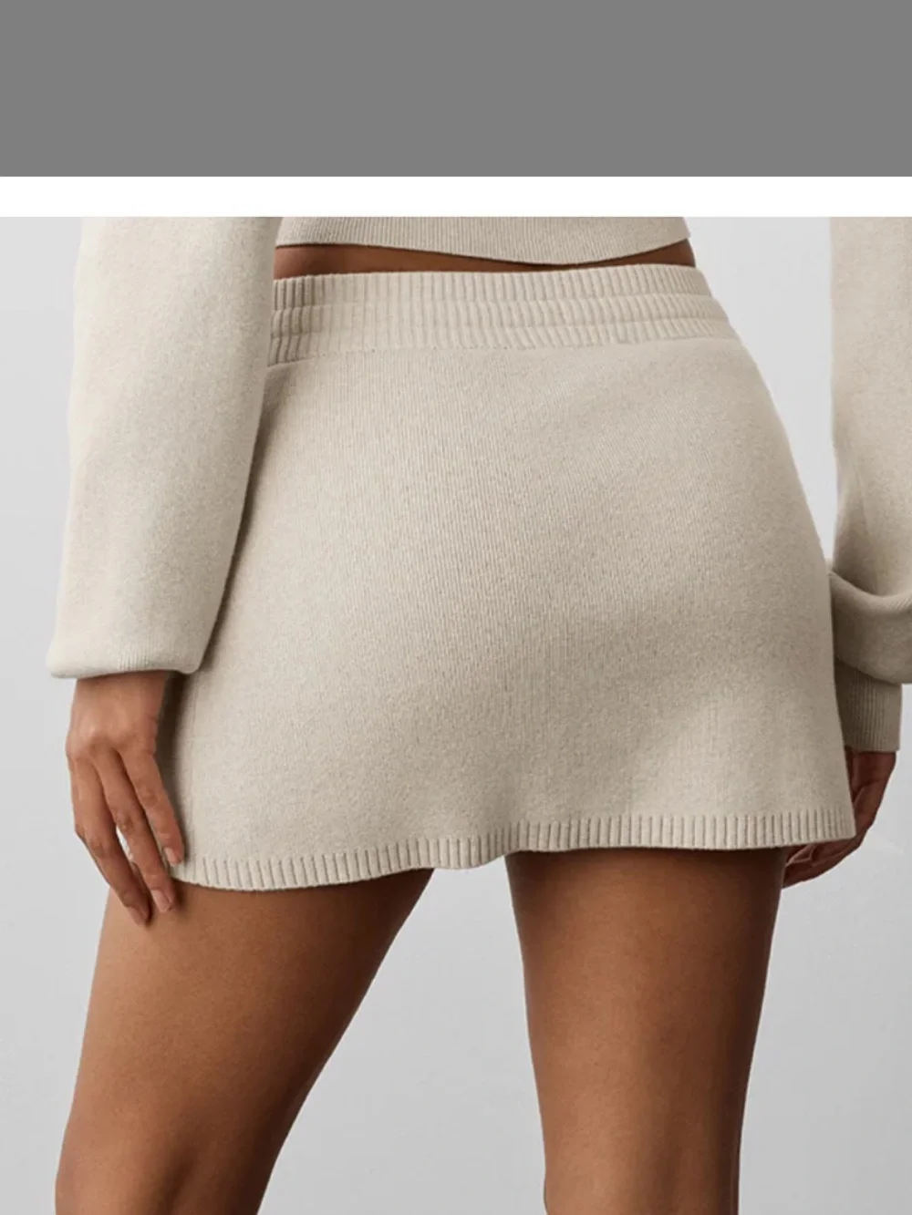NWT Alo Yoga Scholar Knit Cargo Skirt in Oatmeal Heather size XS